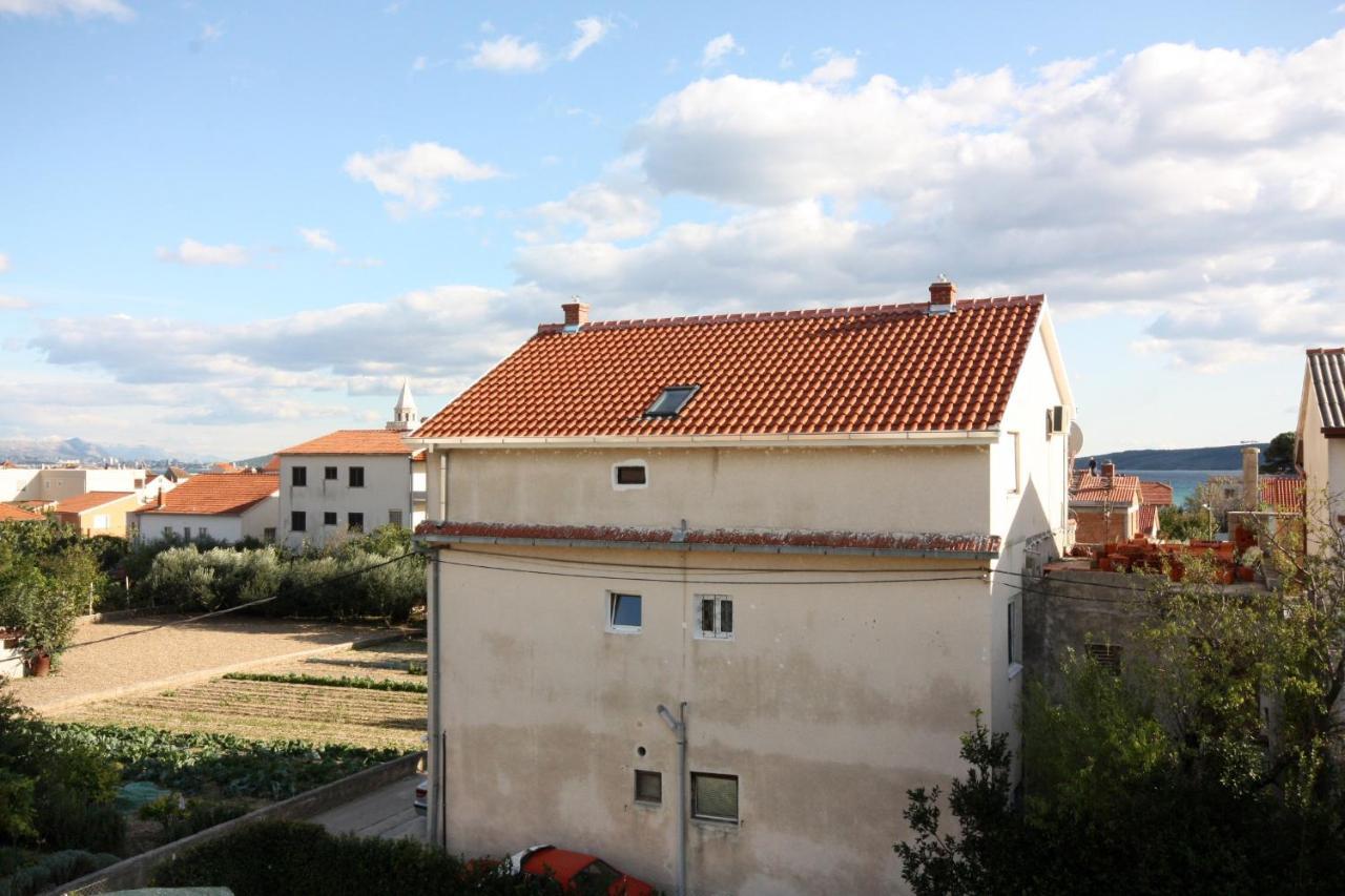 Apartments With A Parking Space Kastel Stafilic, Kastela - 5219 Dış mekan fotoğraf